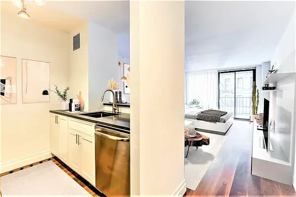 200 East 82 Street #03E, Manhattan, NY 10028
