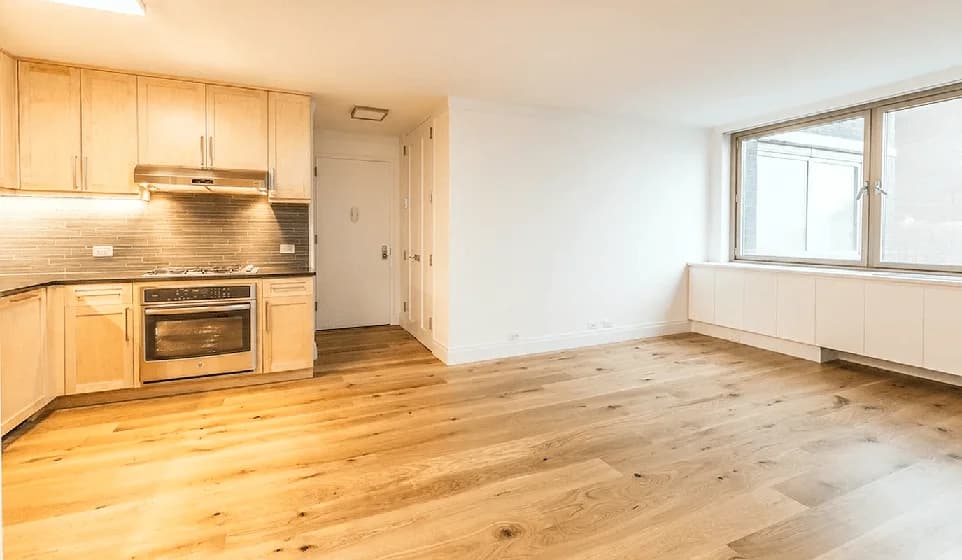 201 East 86 Street #6-G, Manhattan, NY 10028 apartment_living_room 1