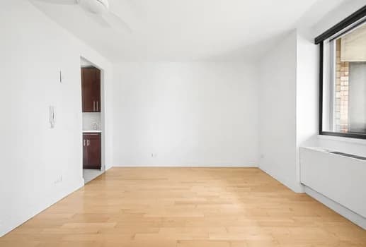 233 East 86 St #15A, Manhattan, NY 10028 - Image 1