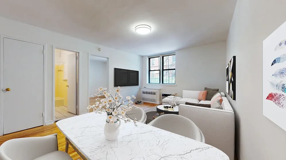201 East 87 Street #8E, Manhattan, NY 10128 apartment_living_room 1