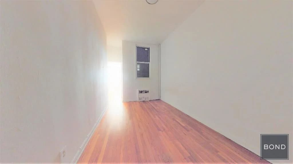 219 East 88 Street #1A, Manhattan, NY 10128 apartment_bedroom_room 1