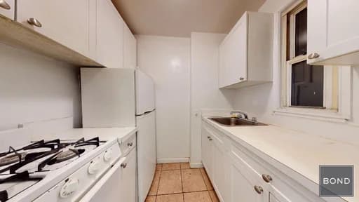 219 East 88 Street #3A, Manhattan, NY 10128