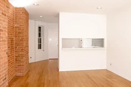 307 E 81 St #2FW, Manhattan, NY 10028