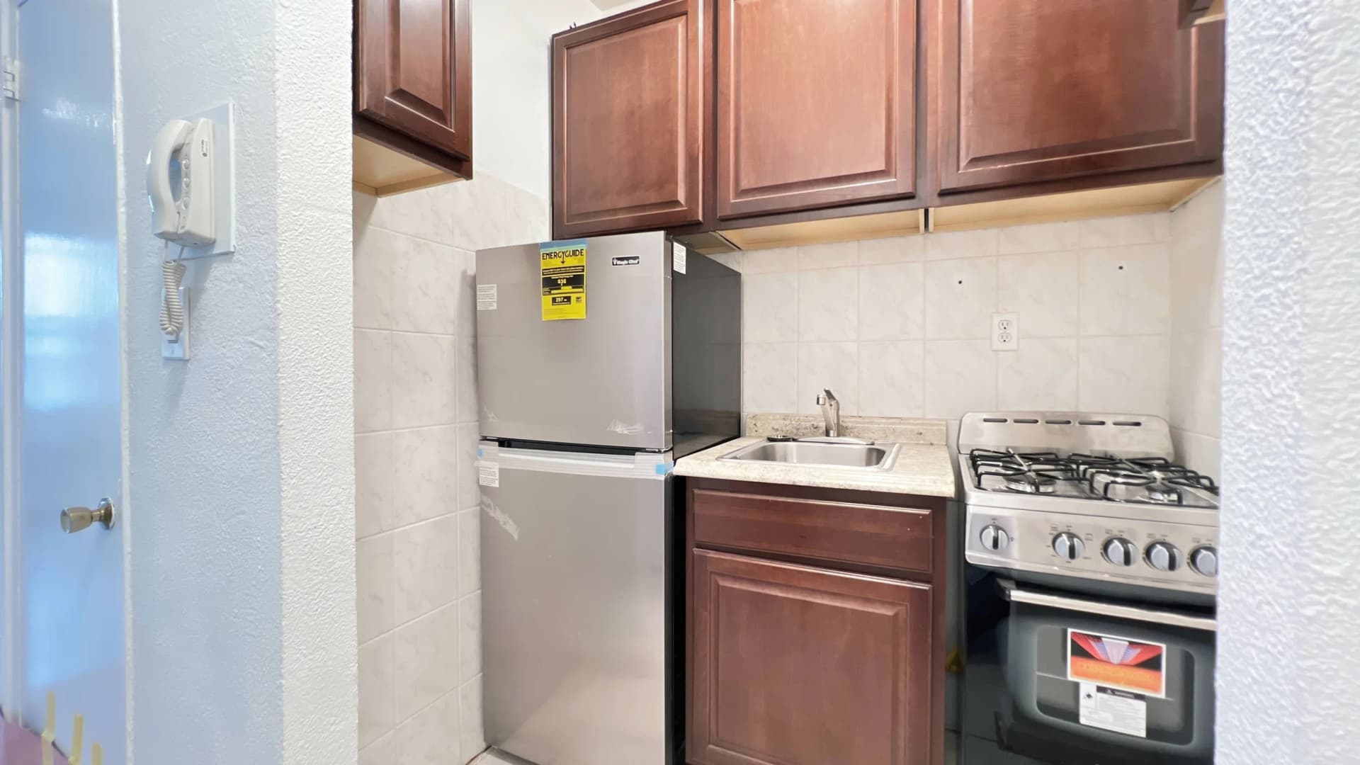 340 East 83 Street #4D, Manhattan, NY 10028 apartment_kitchen 1