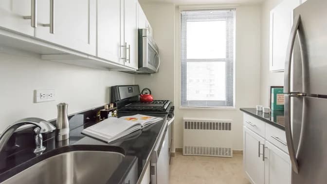 303 East 83 Street #15F, Manhattan, NY 10028