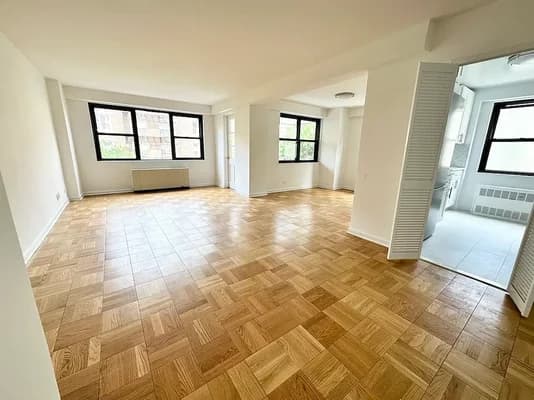 305 East 86 Street #11J, Manhattan, NY 10028