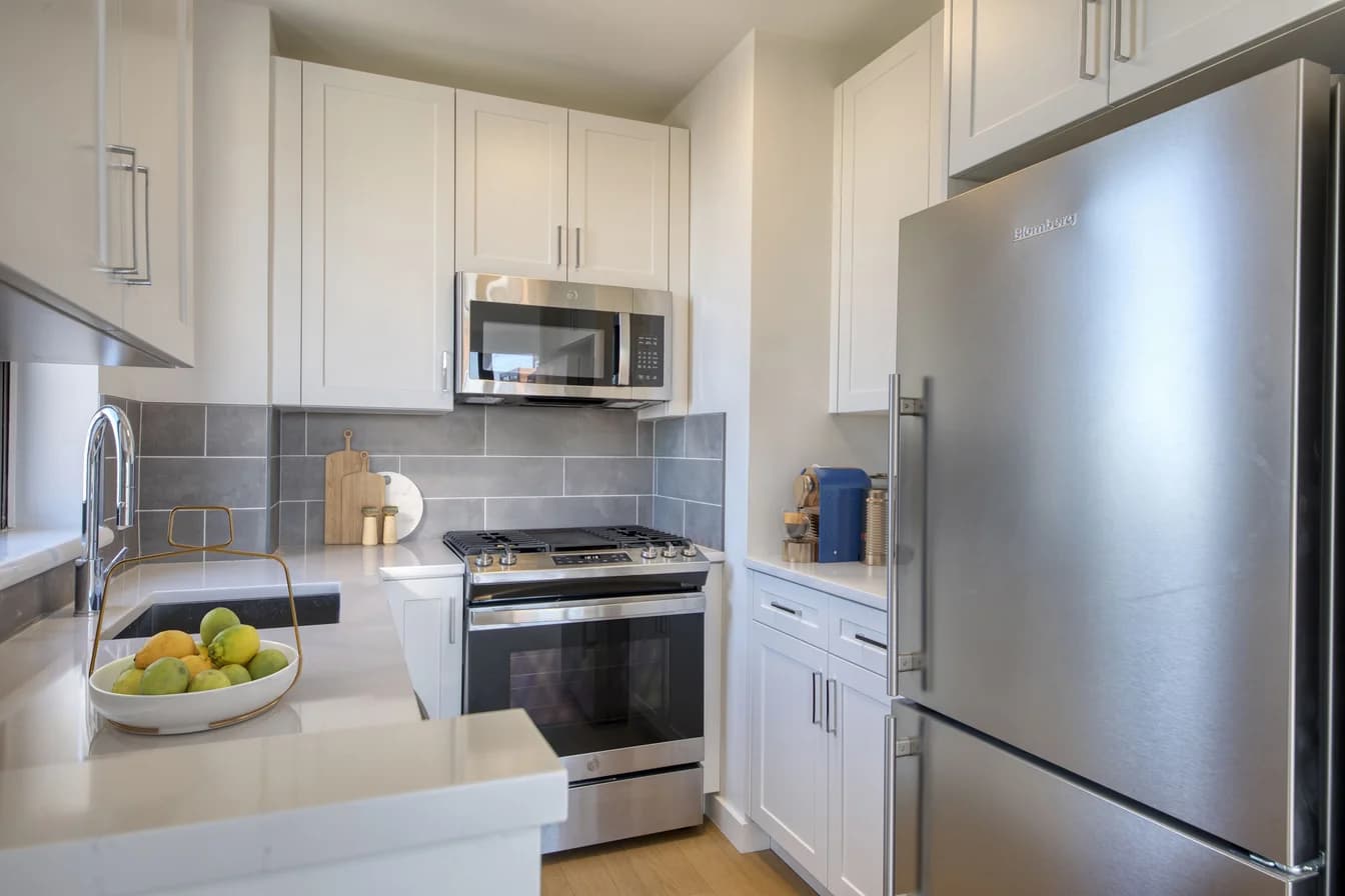 301 East 94 Street #17A, Manhattan, NY 10128 - Image 1