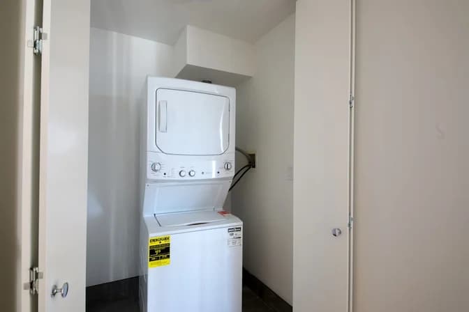 301 East 94 Street #25C, Manhattan, NY 10128