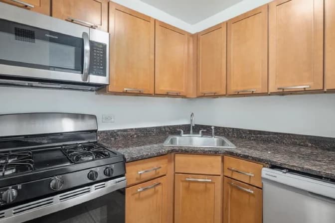 420 East 80 Street #4M, Manhattan, NY 10075