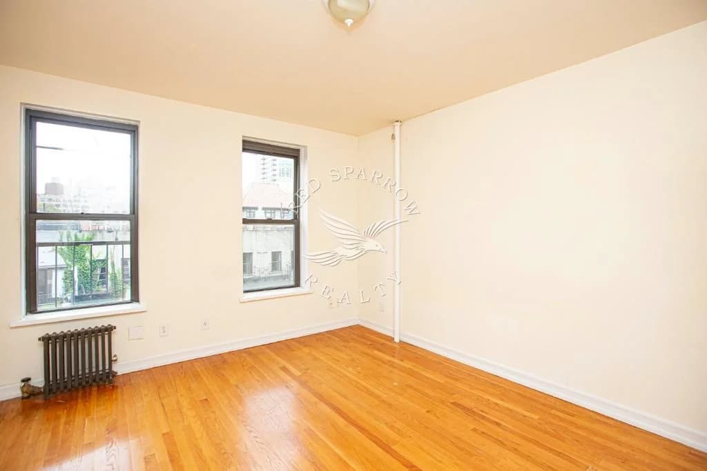 420 East 83 Street #5E, Manhattan, NY 10028 apartment_bedroom_room 1
