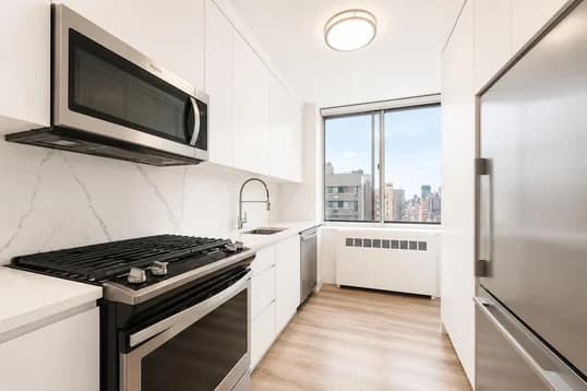 1735 York Avenue #11G, Manhattan, NY 10128
