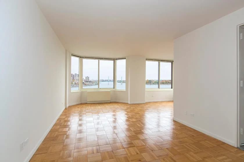 1775 York Avenue #630, Manhattan, NY 10128 apartment_living_room 1