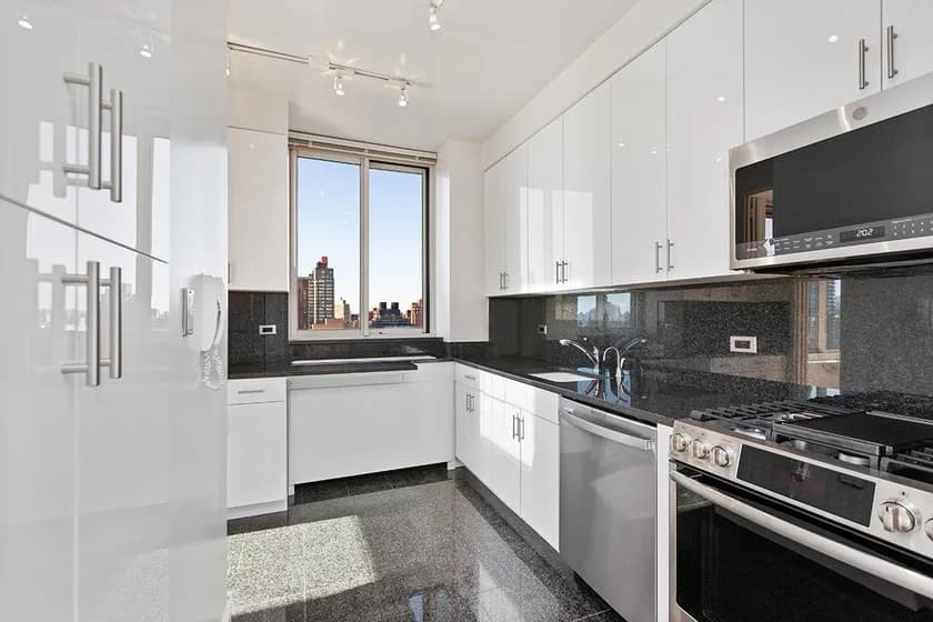 1775 York Avenue #6990, Manhattan, NY 10128 apartment_kitchen 1