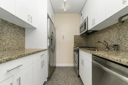 1520 York Avenue #8A, Manhattan, NY 10028 - Image 1