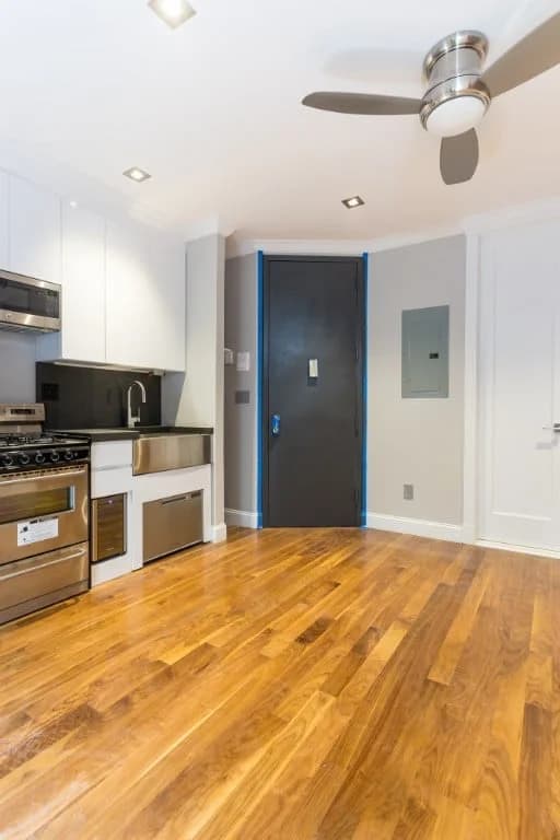 16 East 116 Street #4C, Manhattan, NY 10029 apartment_kitchen 1