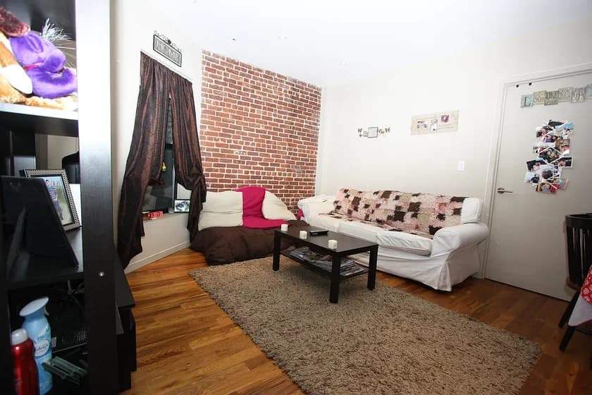 164 East 112 Street #4A, Manhattan, NY 10029 apartment_living_room 1
