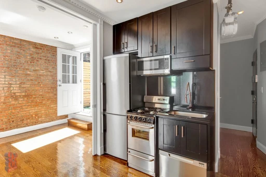 314 East 106 Street #7, Manhattan, NY 10029 apartment_kitchen 1