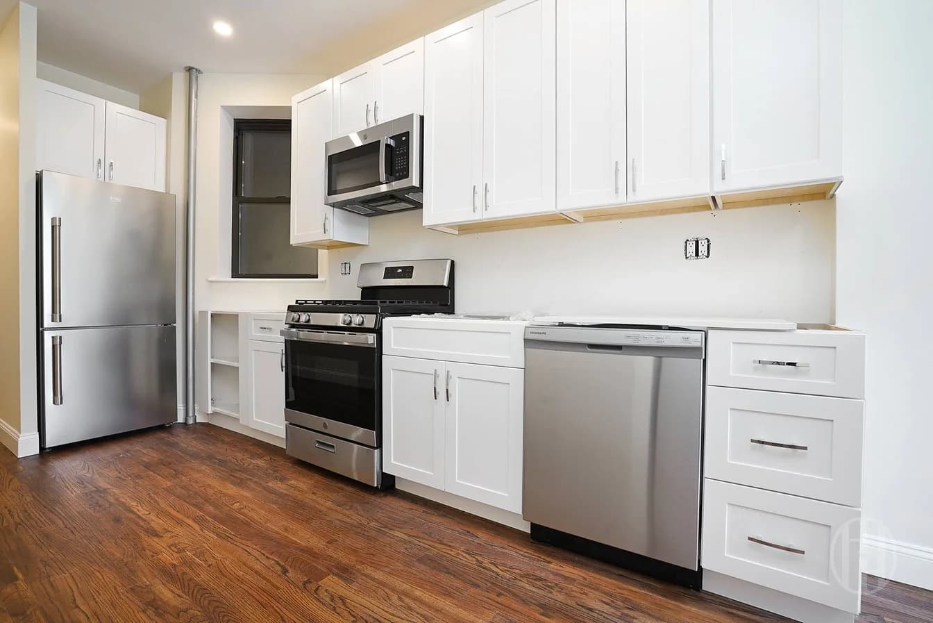 504 East 118 Street #6, Manhattan, NY 10035 apartment_kitchen 1
