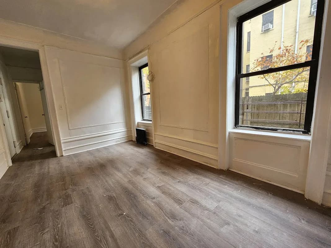 131 West 110 Street #1H, Manhattan, NY 10026 apartment_living_room 1