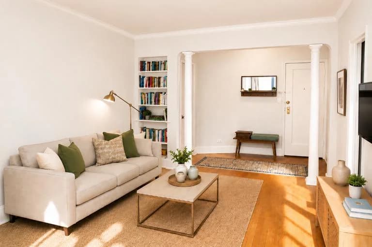 425 Central Park West #3h, Manhattan, NY 10025 apartment_living_room 1