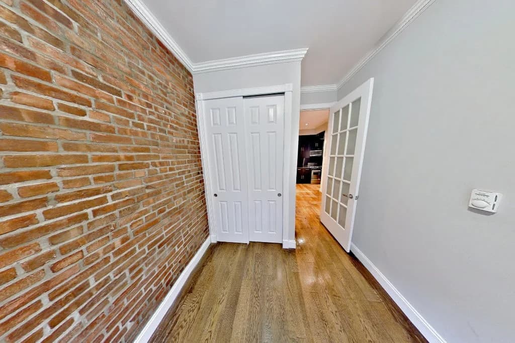 9 West 103 Street #2F, Manhattan, NY 10025 apartment_entry 1