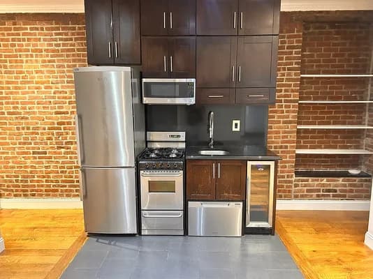 9 West 103 Street #5R, Manhattan, NY 10025