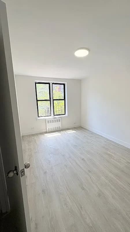 461 Central Park West #3-E, Manhattan, NY 10025 apartment_living_room 1