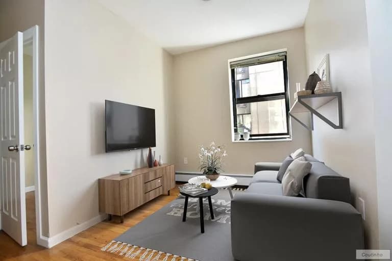 69 West 107 Street #4C, Manhattan, NY 10025 1