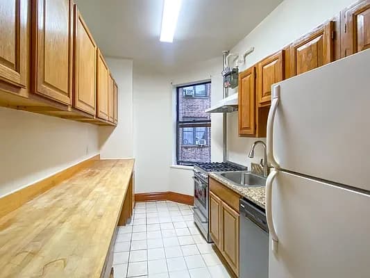 64 West 108 Street #5-A, Manhattan, NY 10025 apartment_kitchen 1