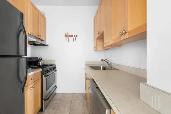 352 Cathedral Parkway #12C, Manhattan, NY 10025