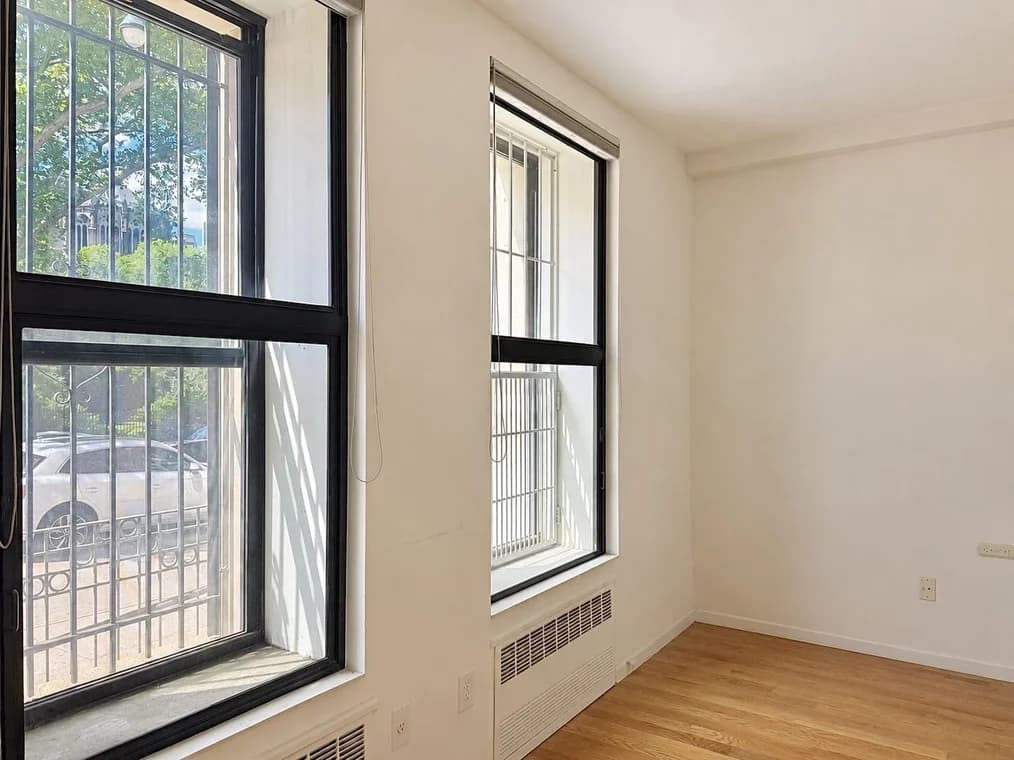 250 Manhattan Avenue #1A, Manhattan, NY 10026 apartment_bedroom_room 1