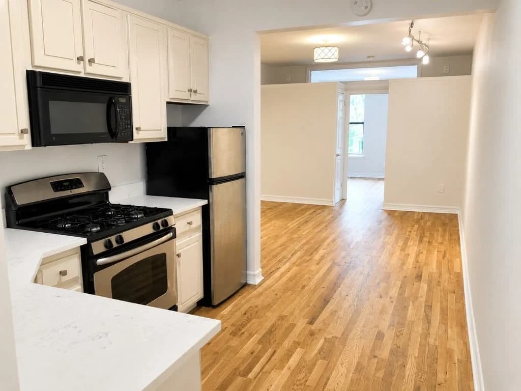 786 Amsterdam Avenue #3S, Manhattan, NY 10025 apartment_kitchen 1