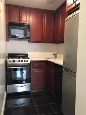 220 West 104 Street #4W, Manhattan, NY 10025