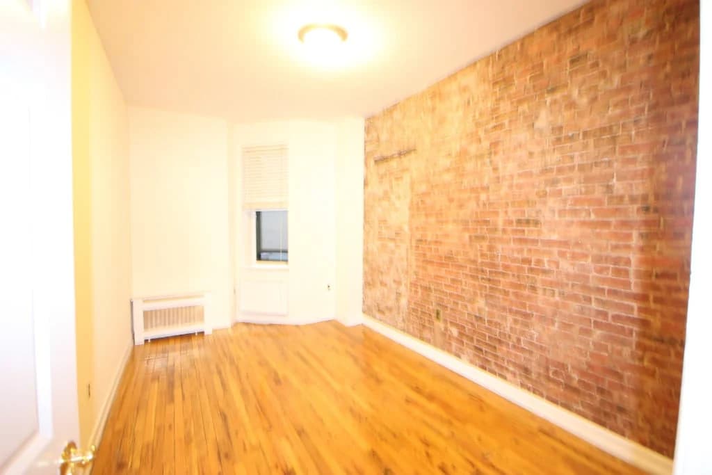 906 Amsterdam Ave #4A, Manhattan, NY 10025 apartment_bedroom_room 1