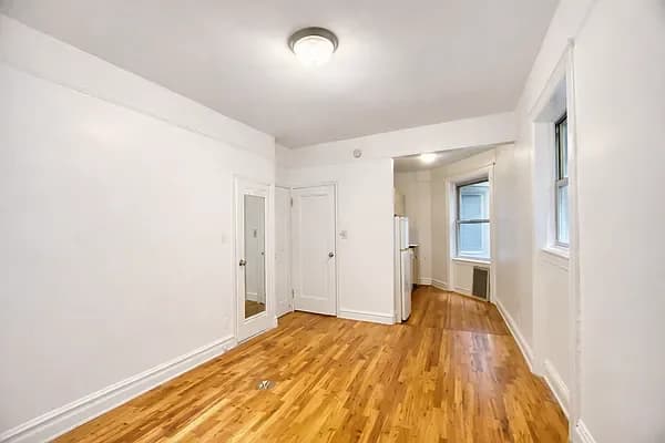 936 West End Avenue #C13F, Manhattan, NY 10025 apartment_living_room 1