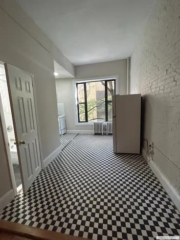 318 West 106 Street #3RW, Manhattan, NY 10025 - Image 1