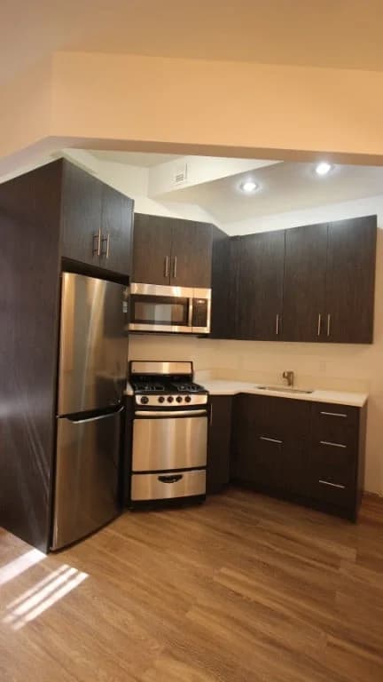 605 West 112 Street #1E, Manhattan, NY 10025 apartment_kitchen 1