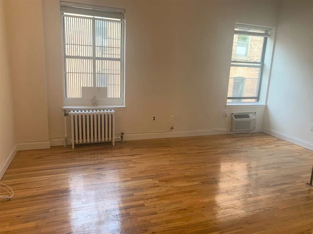 605 West 112 Street #6I, Manhattan, NY 10025 apartment_bedroom_room 1