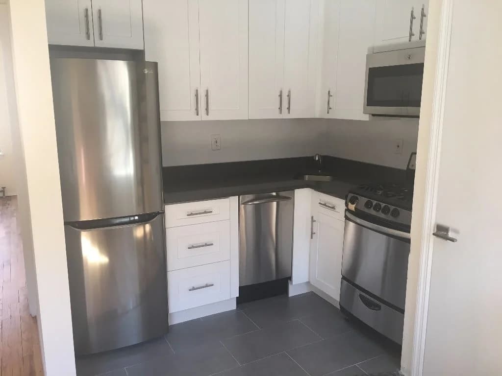 605 West 112 Street #6J, Manhattan, NY 10025 apartment_kitchen 1