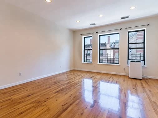 216 West 132 Street #3, Manhattan, NY 10027