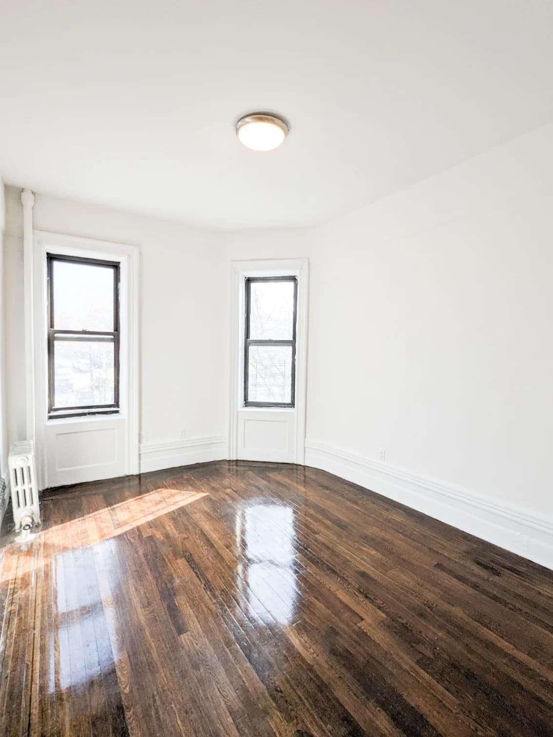 106 Convent Avenue #23, Manhattan, NY 10027 apartment_living_room 1