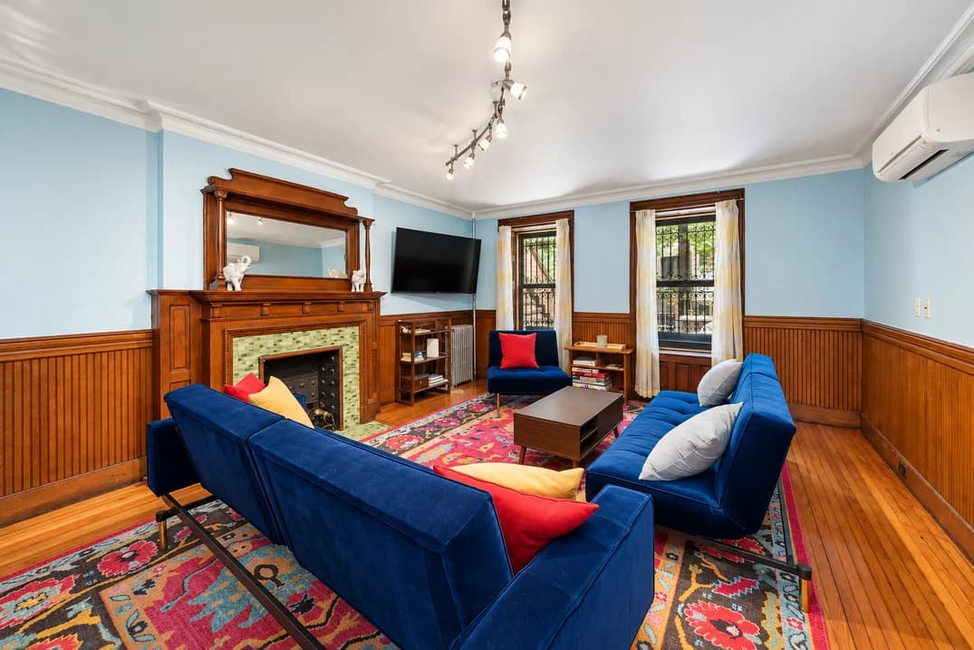 350 Convent Avenue #1, Manhattan, NY 10031 apartment_living_room 1