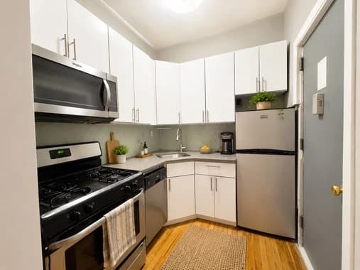 555 West 151 Street #1-A, Manhattan, NY 10031