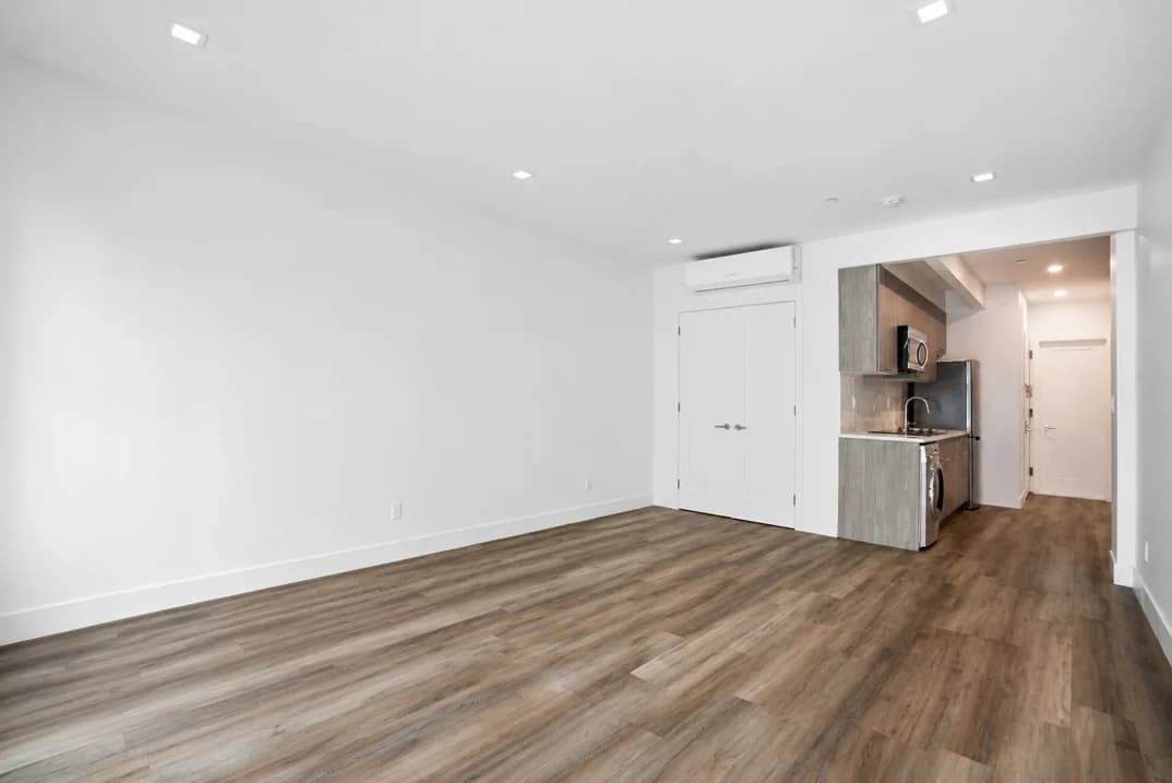 611 West 142 Street #GB, Manhattan, NY 10031 apartment_living_room 1