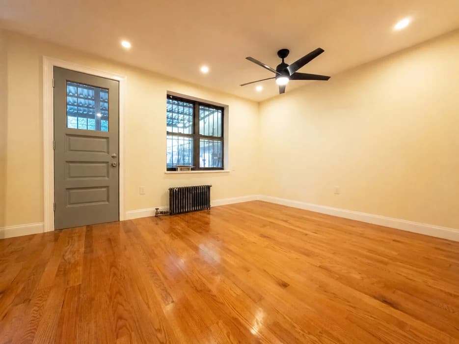 612 West 146 Street #1, Manhattan, NY 10031 apartment_living_room 1