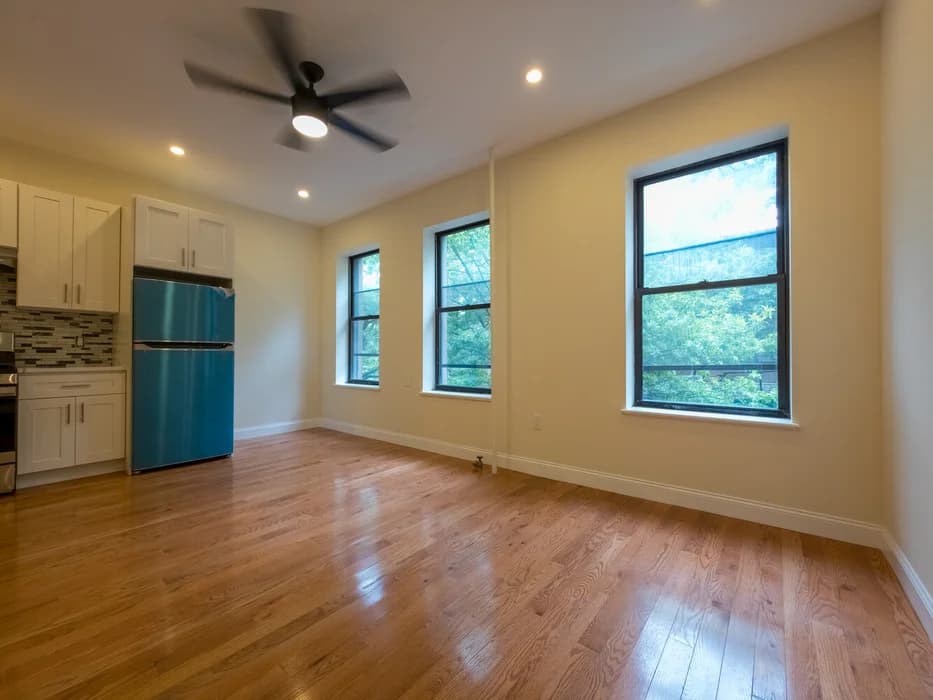 612 West 146 Street #3, Manhattan, NY 10031 apartment_living_room 1