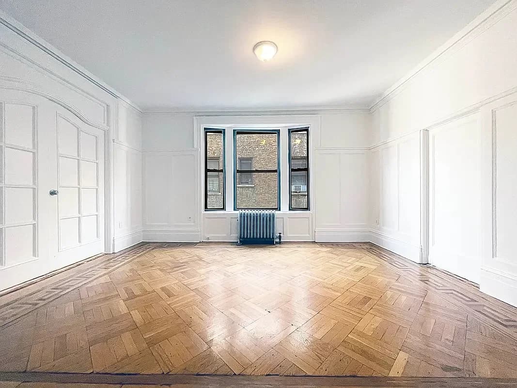 3621 Broadway #37, Manhattan, NY 10031 apartment_living_room 1