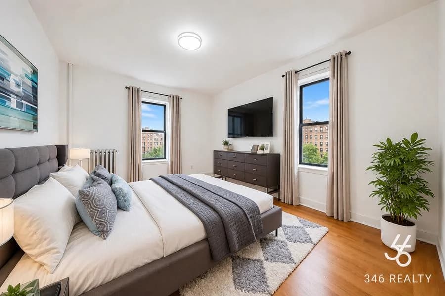 596 Edgecombe Avenue #2E, Manhattan, NY 10032 apartment_bedroom_room 1