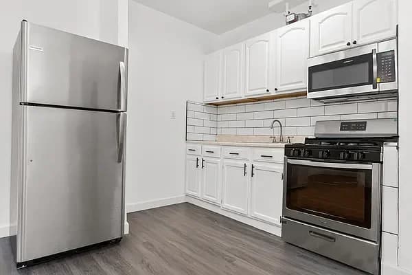 712 West 175 Street #3-F, Manhattan, NY 10033
