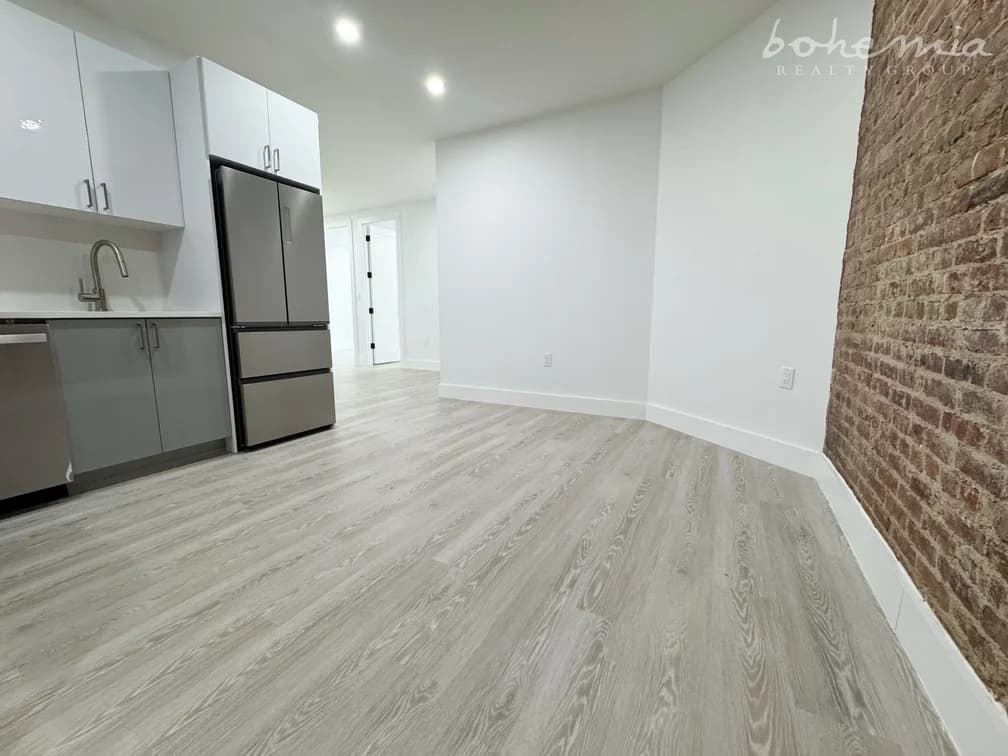 815 West 180 Street #21, Manhattan, NY 10033